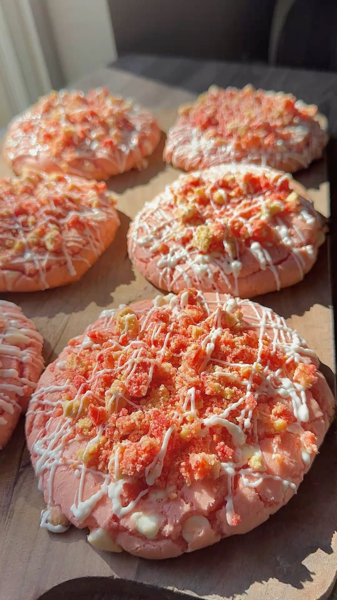 Strawberry Crunch Cookies